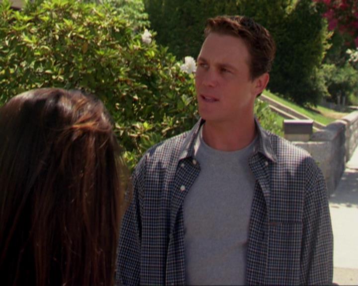 Charmed-Online_dot_net-3x02MagicHour1785.jpg
