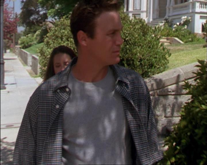 Charmed-Online_dot_net-3x02MagicHour1792.jpg Charmed-Online_dot_net-3x02MagicHour1792.jpg