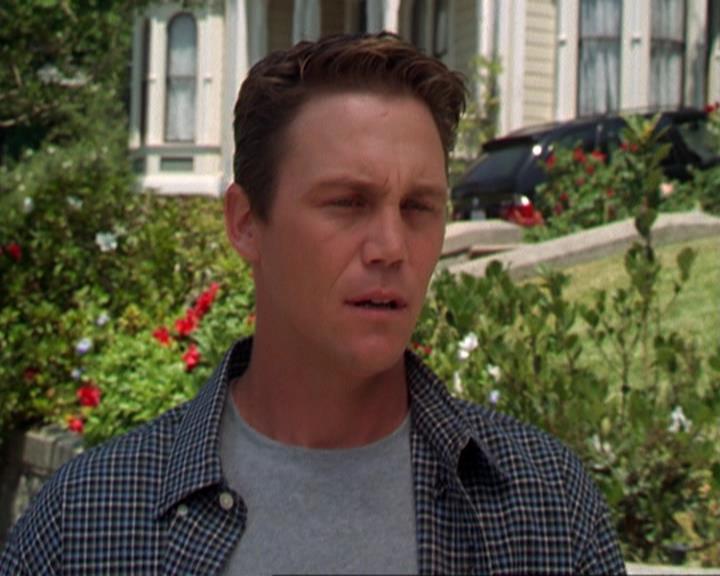 Charmed-Online_dot_net-3x02MagicHour1795.jpg Charmed-Online_dot_net-3x02MagicHour1795.jpg