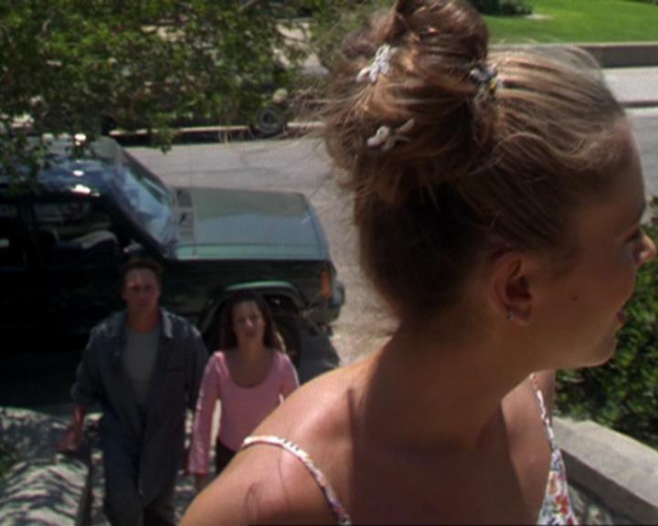 Charmed-Online_dot_net-3x02MagicHour1890.jpg Charmed-Online_dot_net-3x02MagicHour1890.jpg
