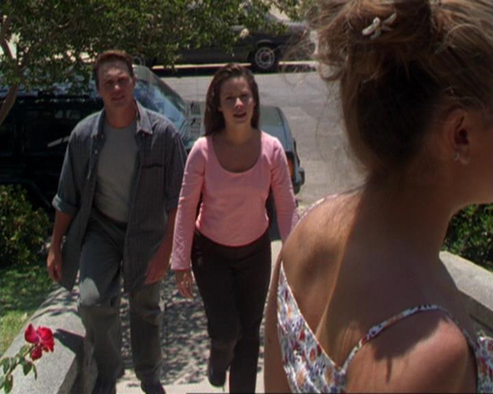 Charmed-Online_dot_net-3x02MagicHour1894.jpg Charmed-Online_dot_net-3x02MagicHour1894.jpg