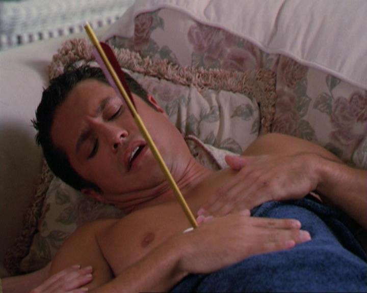 Charmed-Online_dot_net-3x02MagicHour1930.jpg