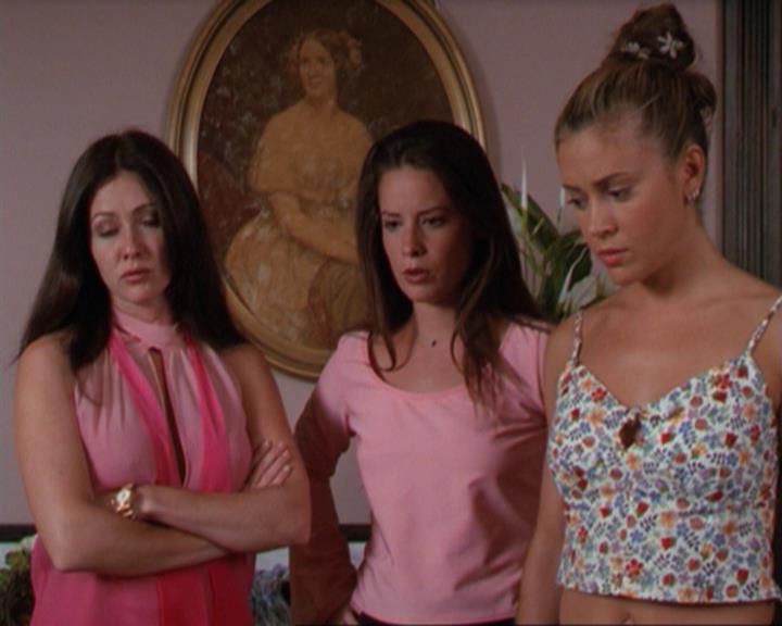 Charmed-Online_dot_net-3x02MagicHour1969.jpg