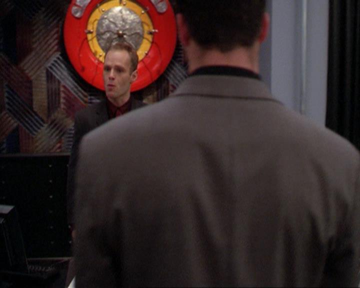 Charmed-Online_dot_net-3x02MagicHour1989.jpg