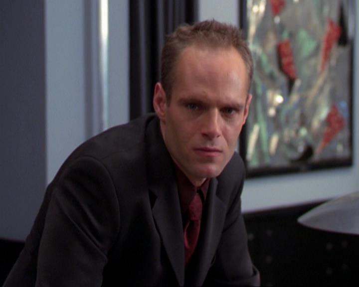 Charmed-Online_dot_net-3x02MagicHour1998.jpg