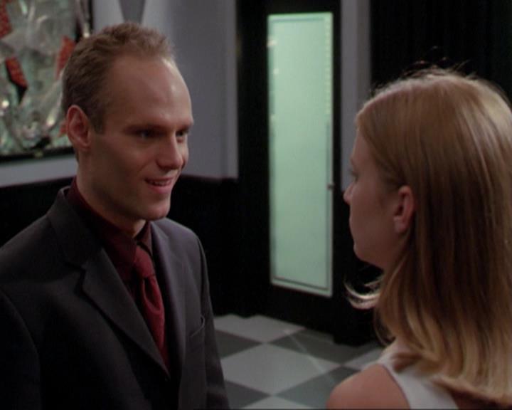 Charmed-Online_dot_net-3x02MagicHour2013.jpg Charmed-Online_dot_net-3x02MagicHour2013.jpg