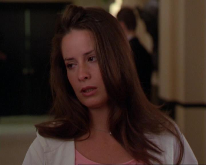Charmed-Online_dot_net-3x02MagicHour2107.jpg Charmed-Online_dot_net-3x02MagicHour2107.jpg