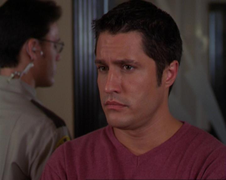 Charmed-Online_dot_net-3x02MagicHour2108.jpg