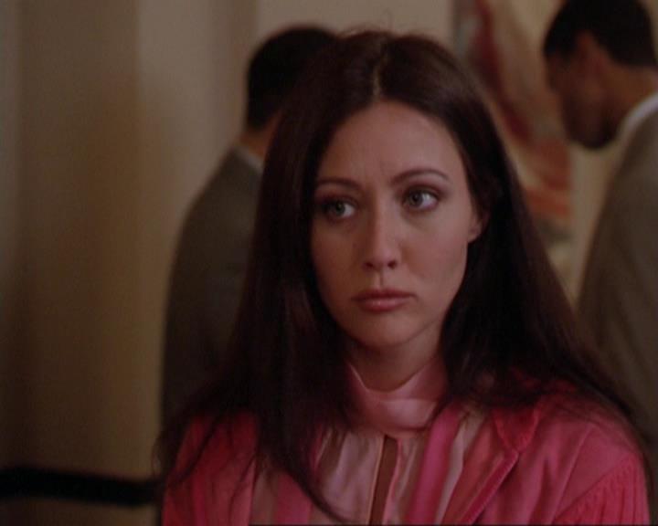 Charmed-Online_dot_net-3x02MagicHour2111.jpg