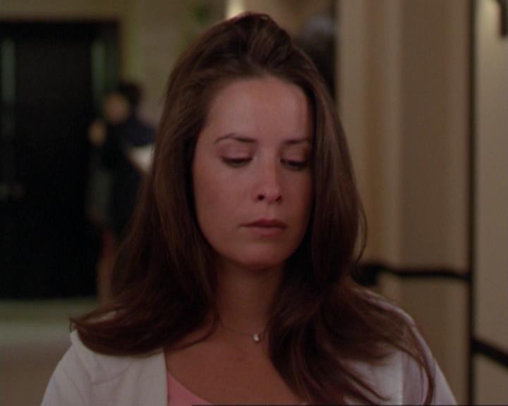 Charmed-Online_dot_net-3x02MagicHour2121.jpg Charmed-Online_dot_net-3x02MagicHour2121.jpg