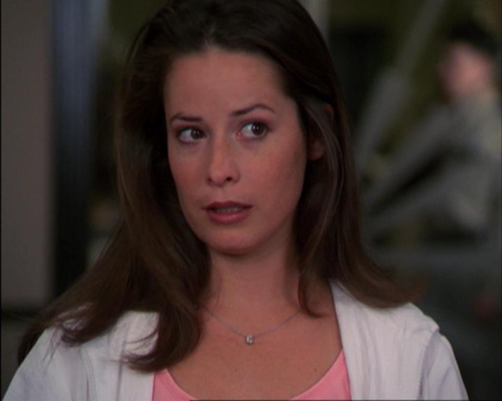 Charmed-Online_dot_net-3x02MagicHour2212.jpg Charmed-Online_dot_net-3x02MagicHour2212.jpg