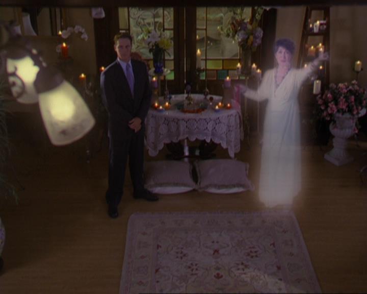 Charmed-Online_dot_net-3x02MagicHour2232.jpg