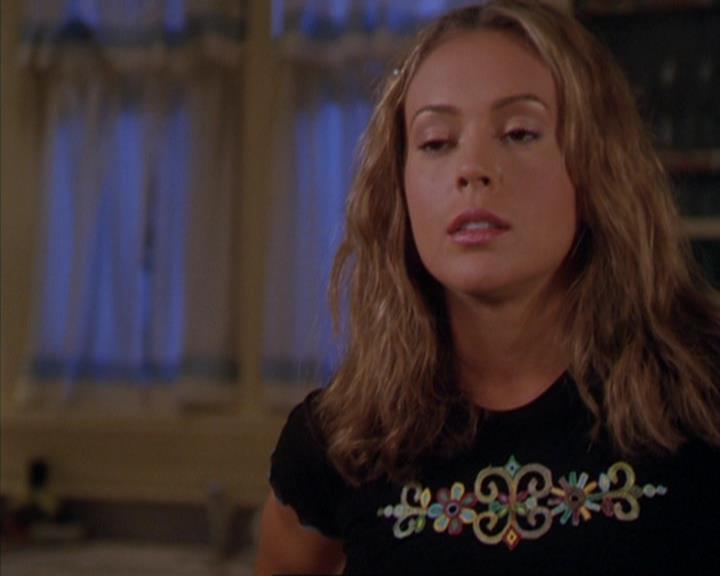 Charmed-Online_dot_net-3x03OnceUponATime0247.jpg