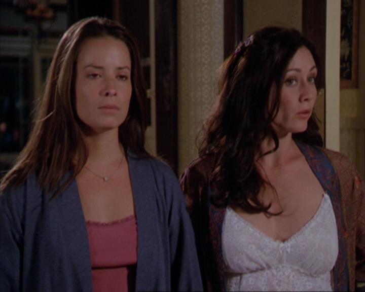 Charmed-Online_dot_net-3x03OnceUponATime0263.jpg