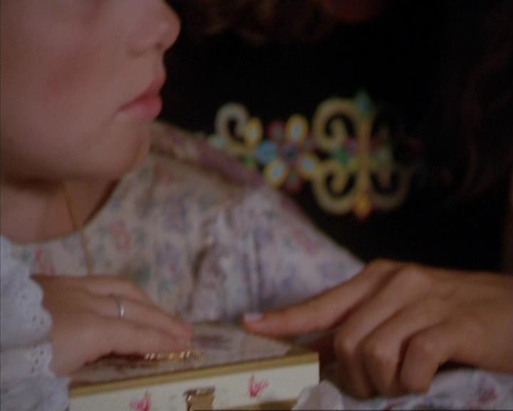 Charmed-Online_dot_net-3x03OnceUponATime0294.jpg