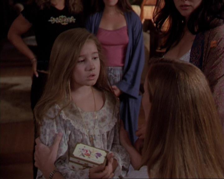 Charmed-Online_dot_net-3x03OnceUponATime0332.jpg