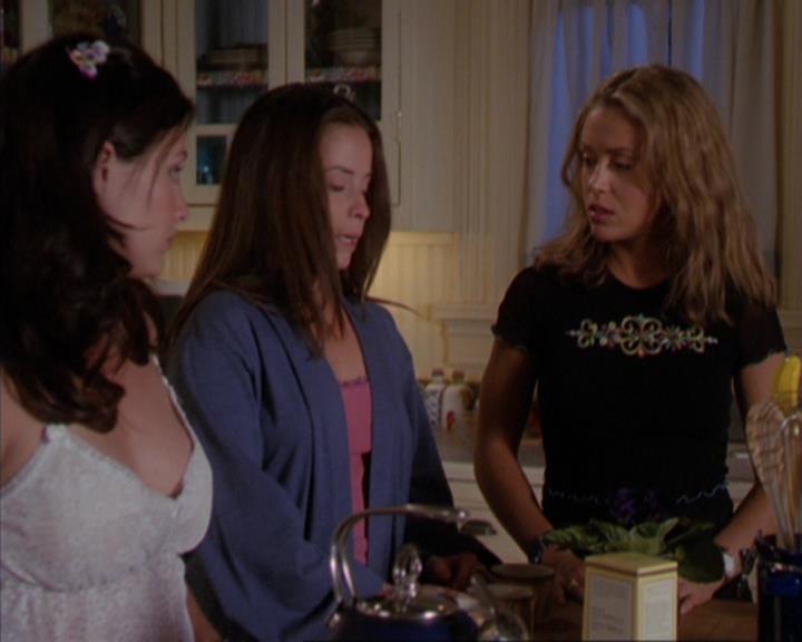 Charmed-Online_dot_net-3x03OnceUponATime0389.jpg