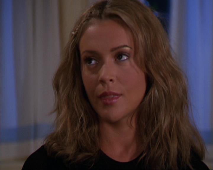 Charmed-Online_dot_net-3x03OnceUponATime0392.jpg
