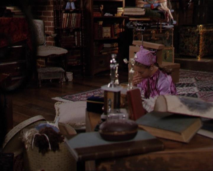 Charmed-Online_dot_net-3x03OnceUponATime0480.jpg