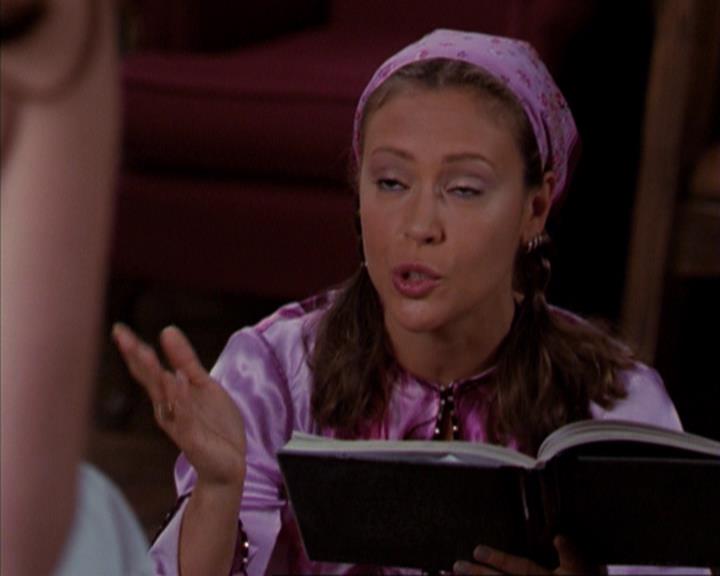 Charmed-Online_dot_net-3x03OnceUponATime0525.jpg