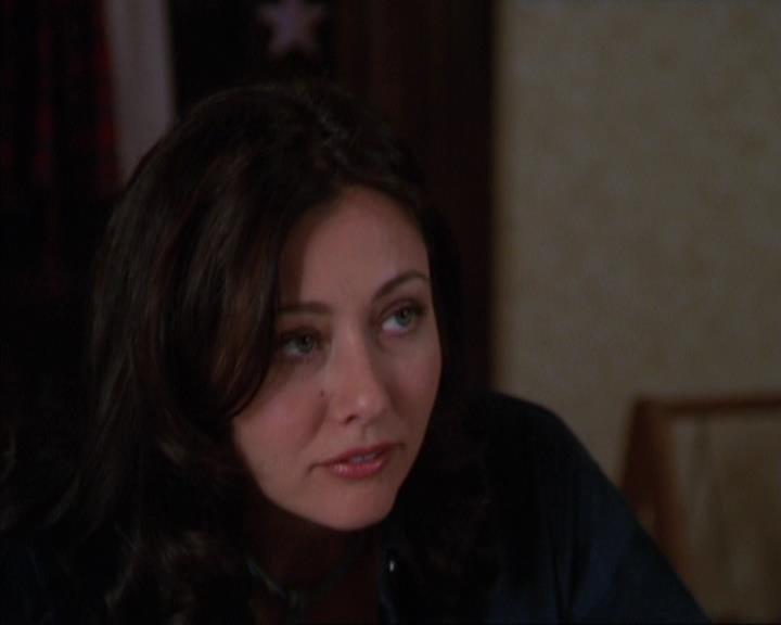 Charmed-Online_dot_net-3x03OnceUponATime0764.jpg