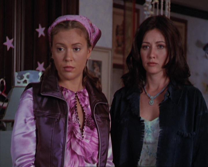 Charmed-Online_dot_net-3x03OnceUponATime0840.jpg