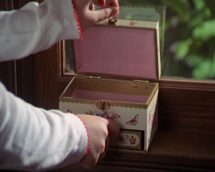 Charmed-Online_dot_net-3x03OnceUponATime0849.jpg
