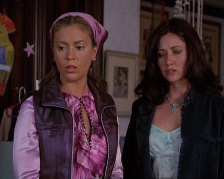 Charmed-Online_dot_net-3x03OnceUponATime0856.jpg