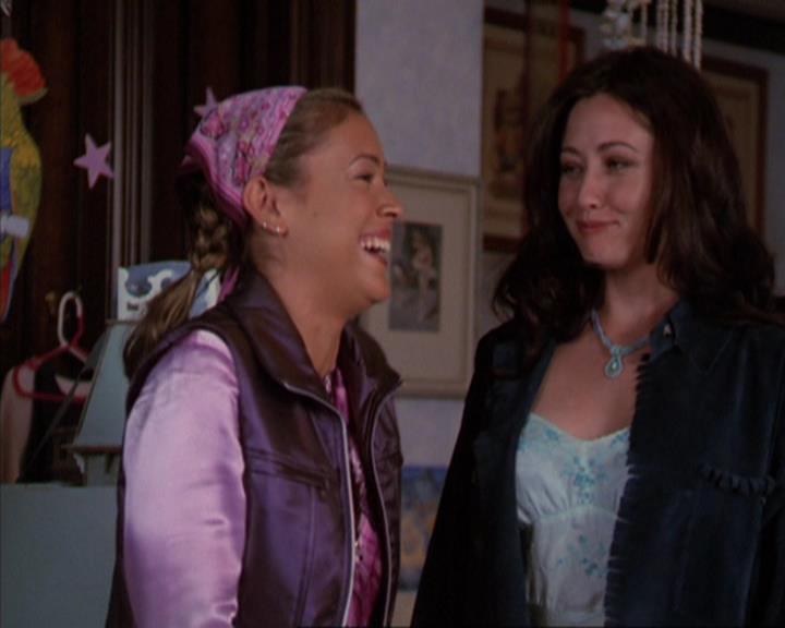 Charmed-Online_dot_net-3x03OnceUponATime0881.jpg