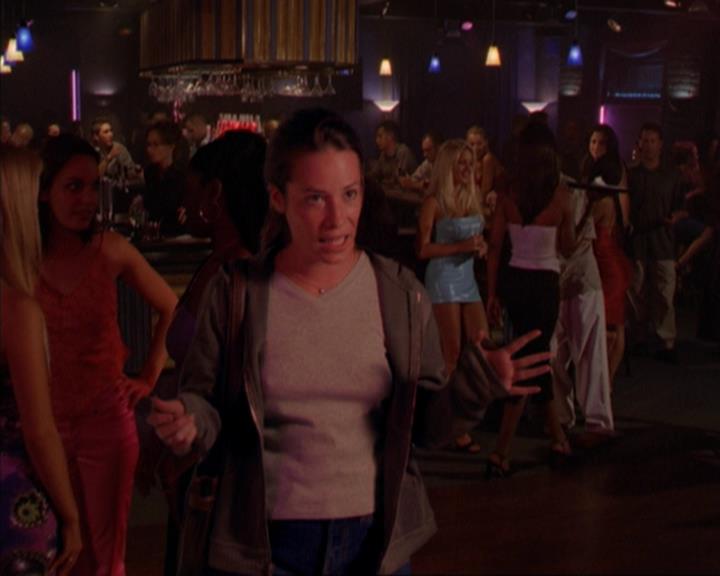 Charmed-Online_dot_net-3x03OnceUponATime0963.jpg