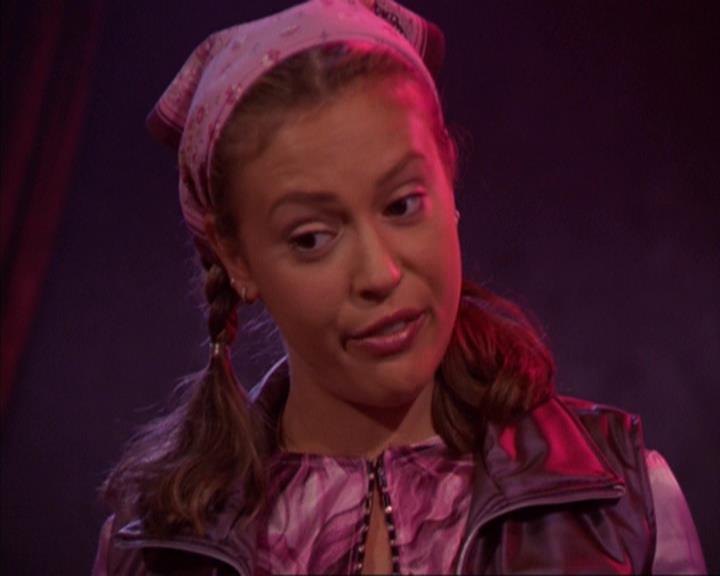 Charmed-Online_dot_net-3x03OnceUponATime0977.jpg