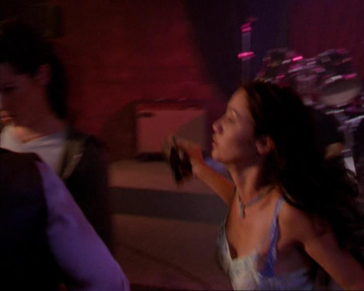 Charmed-Online_dot_net-3x03OnceUponATime1001.jpg