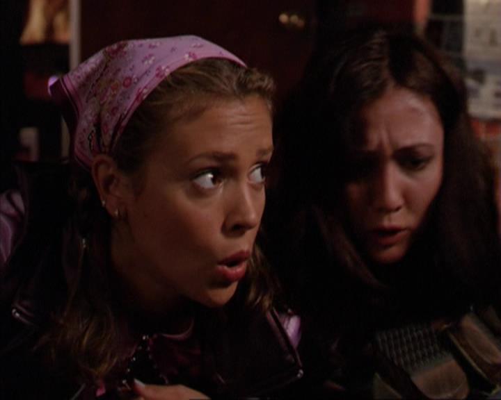 Charmed-Online_dot_net-3x03OnceUponATime1048.jpg
