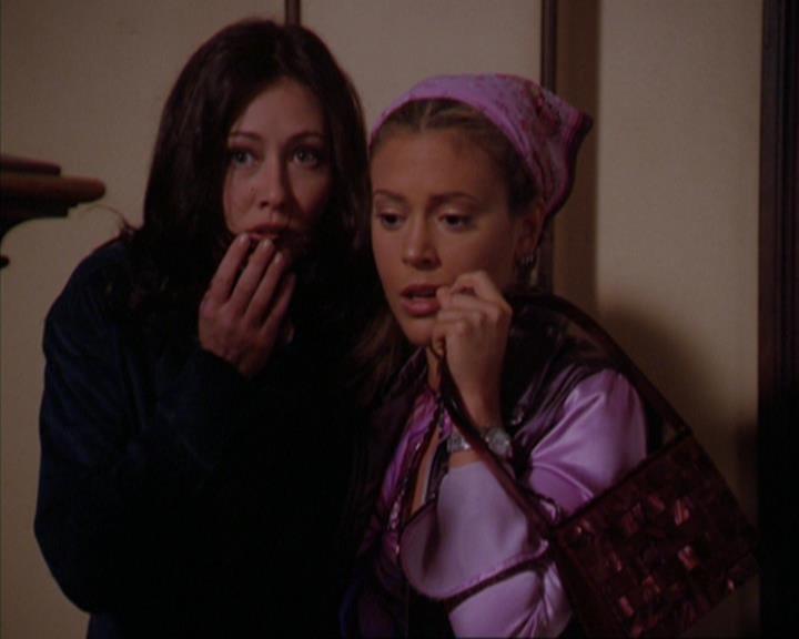 Charmed-Online_dot_net-3x03OnceUponATime1094.jpg
