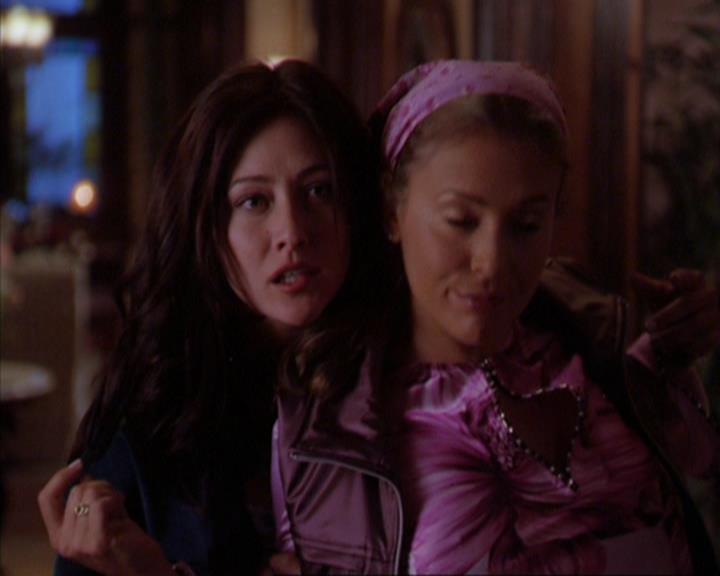 Charmed-Online_dot_net-3x03OnceUponATime1118.jpg