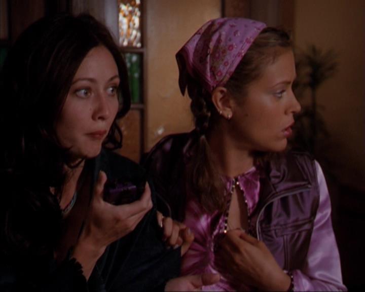 Charmed-Online_dot_net-3x03OnceUponATime1225.jpg