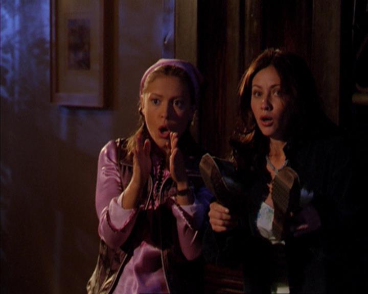 Charmed-Online_dot_net-3x03OnceUponATime1231.jpg