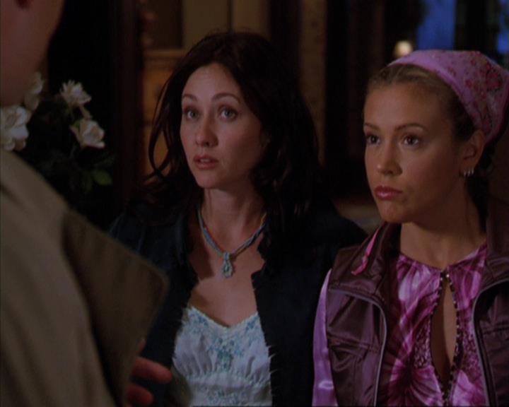 Charmed-Online_dot_net-3x03OnceUponATime1303.jpg