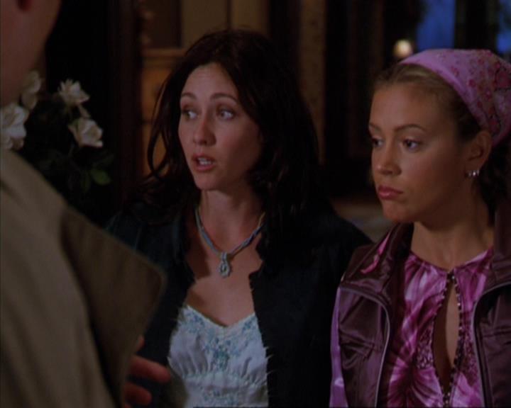 Charmed-Online_dot_net-3x03OnceUponATime1305.jpg