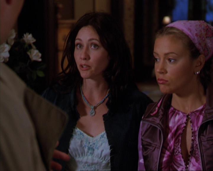 Charmed-Online_dot_net-3x03OnceUponATime1306.jpg
