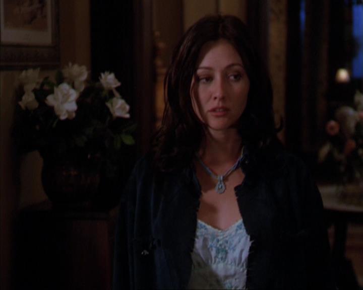 Charmed-Online_dot_net-3x03OnceUponATime1341.jpg