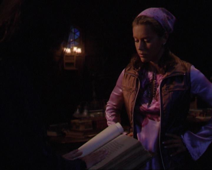 Charmed-Online_dot_net-3x03OnceUponATime1372.jpg