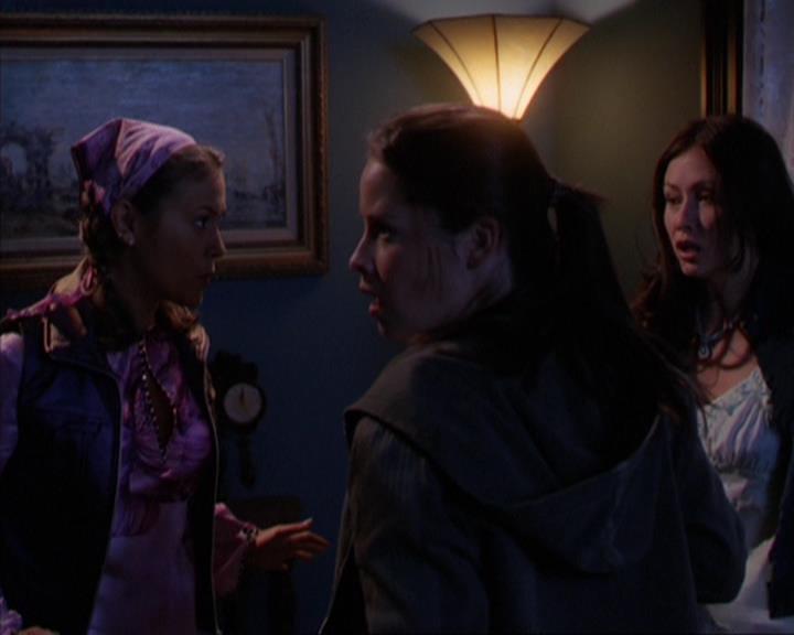 Charmed-Online_dot_net-3x03OnceUponATime1715.jpg