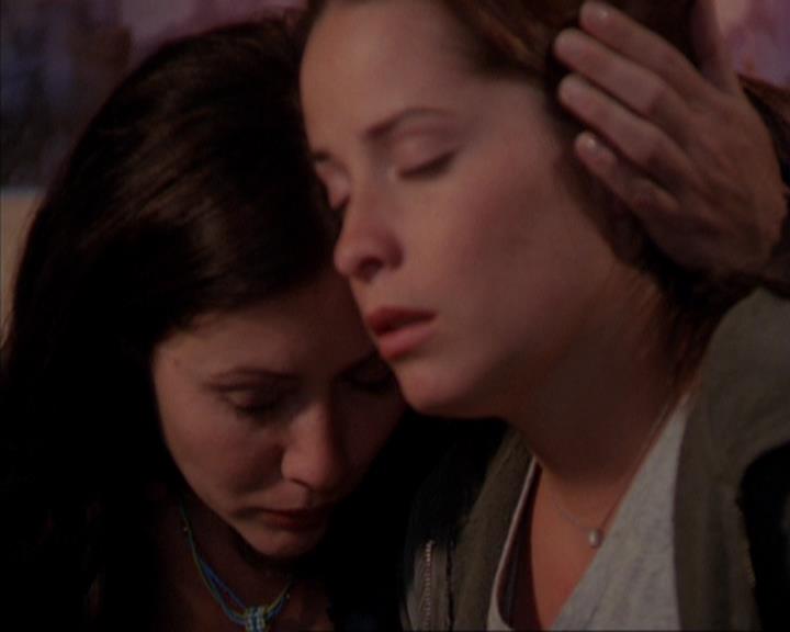 Charmed-Online_dot_net-3x03OnceUponATime1806.jpg Charmed-Online_dot_net-3x03OnceUponATime1806.jpg