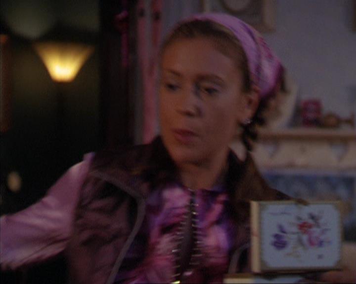 Charmed-Online_dot_net-3x03OnceUponATime1814.jpg Charmed-Online_dot_net-3x03OnceUponATime1814.jpg