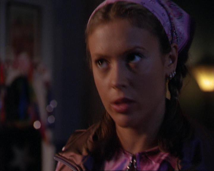 Charmed-Online_dot_net-3x03OnceUponATime1819.jpg