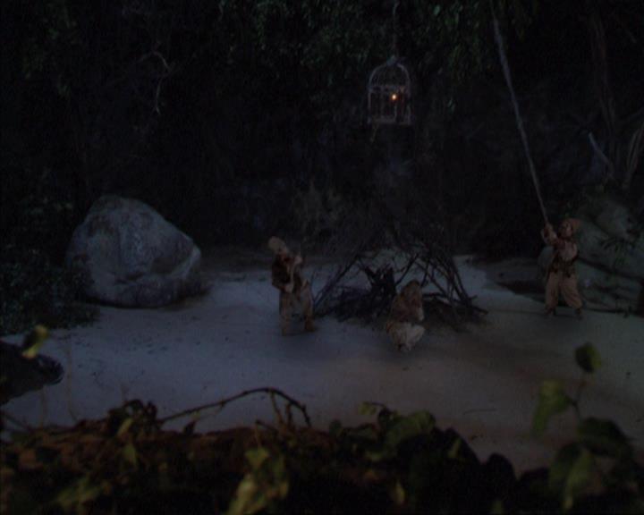 Charmed-Online_dot_net-3x03OnceUponATime1890.jpg