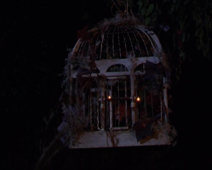 Charmed-Online_dot_net-3x03OnceUponATime1903.jpg