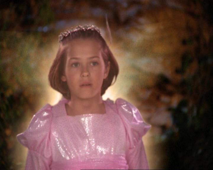 Charmed-Online_dot_net-3x03OnceUponATime1980.jpg
