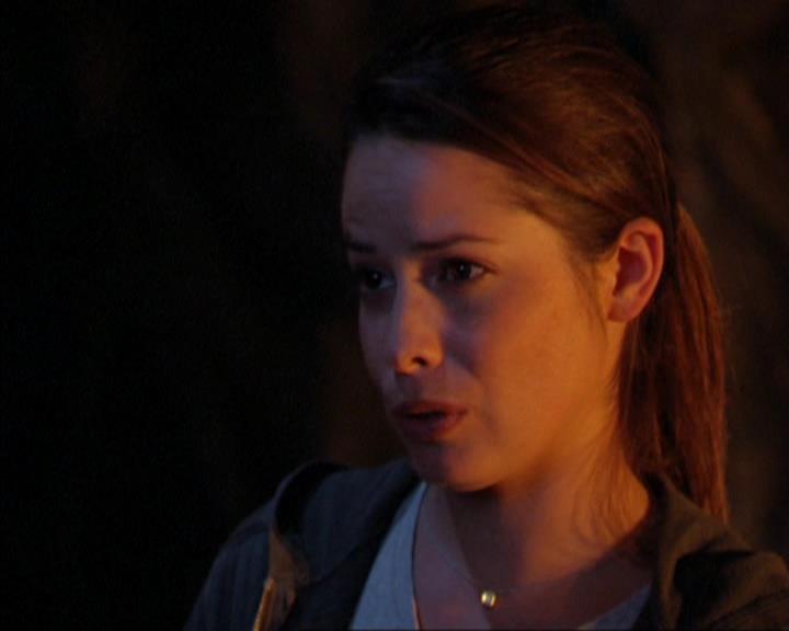 Charmed-Online_dot_net-3x03OnceUponATime2006.jpg